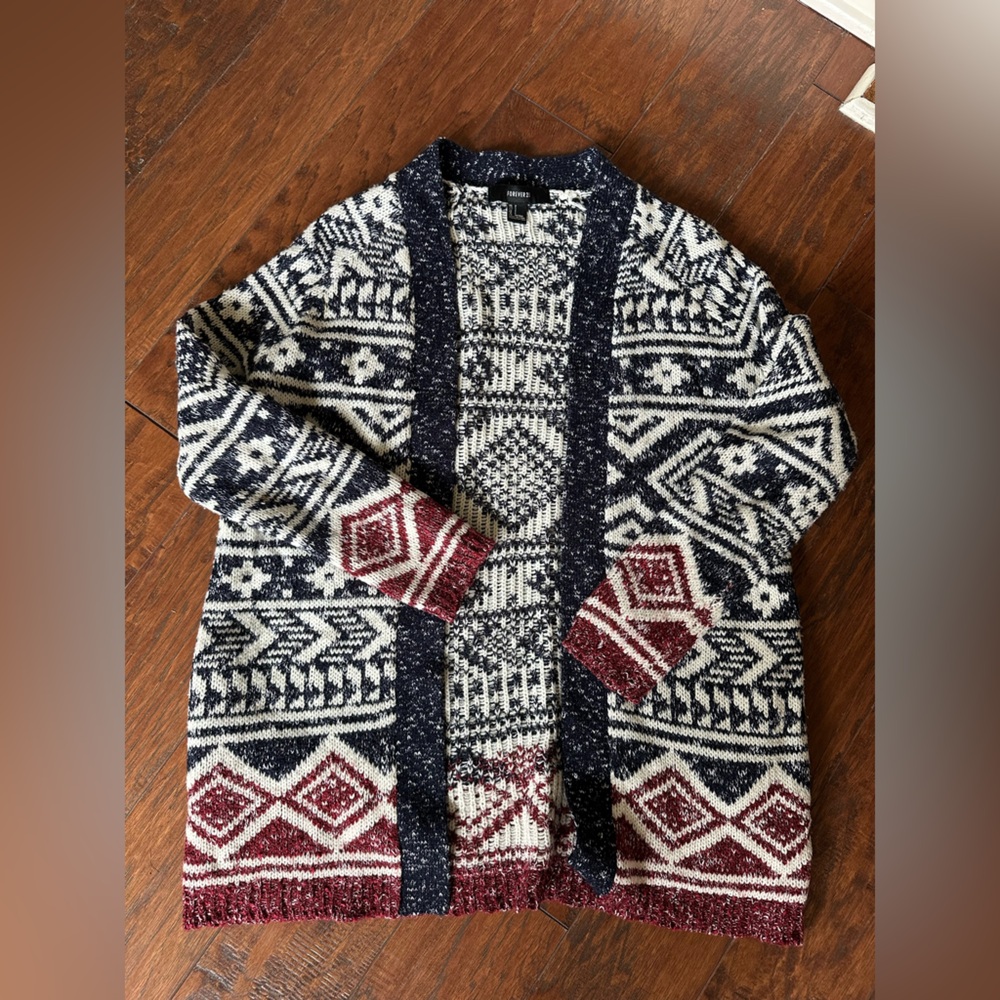 Patterned Navy and Burgundy Women's Sweater